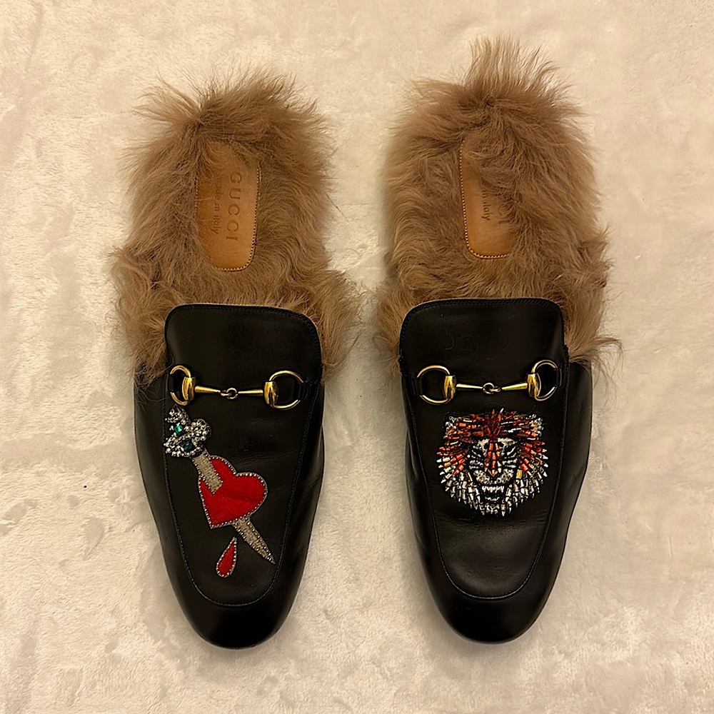 Black 'Princetown' slippers from Gucci